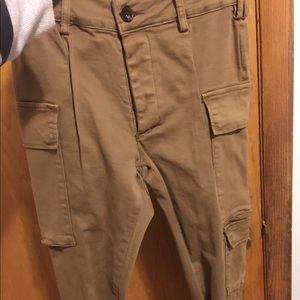 Fashion Nova Cargo pants xs
